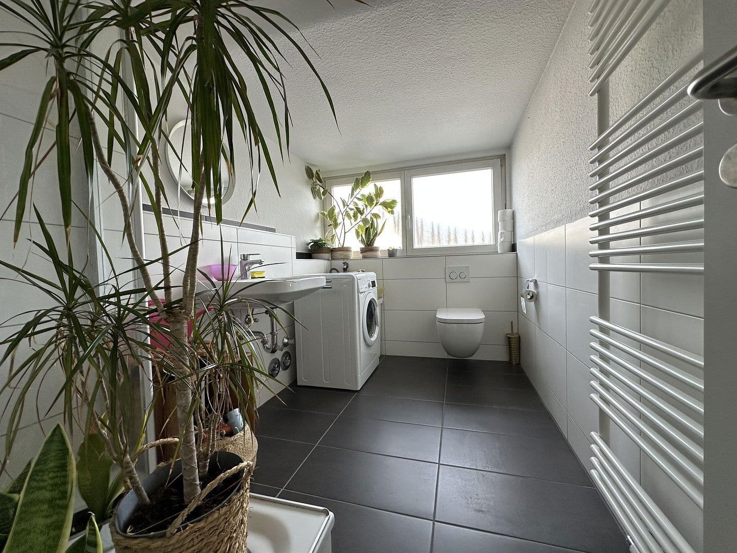 Prenájom bytu 2-izbový 49 m², Rennbaumstraße 114, Leverkusen, Severné Porýnie - Westfálsko Prenájom bytu 2-izbový 49 m², Rennbaumstraße 114, Leverkusen, Severné Porýnie - Westfálsko