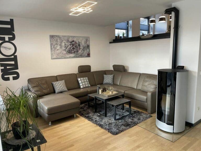 Predaj domu 210 m², pozemek 327 m², Winterbergerstr. 44, Freyung, Bavorsko Predaj domu 210 m², pozemek 327 m², Winterbergerstr. 44, Freyung, Bavorsko