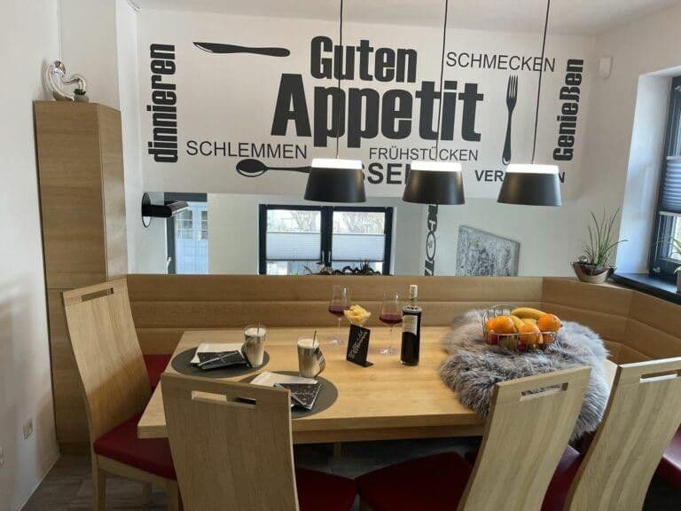 Predaj domu 210 m², pozemek 327 m², Winterbergerstr. 44, Freyung, Bavorsko Predaj domu 210 m², pozemek 327 m², Winterbergerstr. 44, Freyung, Bavorsko