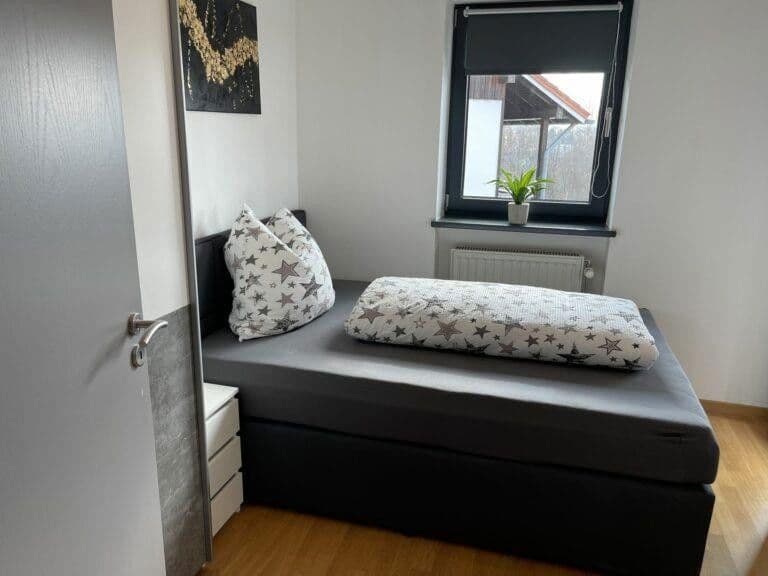 Predaj domu 210 m², pozemek 327 m², Winterbergerstr. 44, Freyung, Bavorsko Predaj domu 210 m², pozemek 327 m², Winterbergerstr. 44, Freyung, Bavorsko