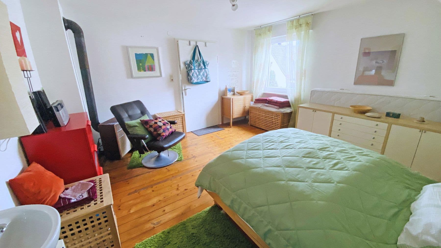 Predaj domu 164 m², pozemek 600 m², Veitsbronn, Bavorsko Predaj domu 164 m², pozemek 600 m², Veitsbronn, Bavorsko