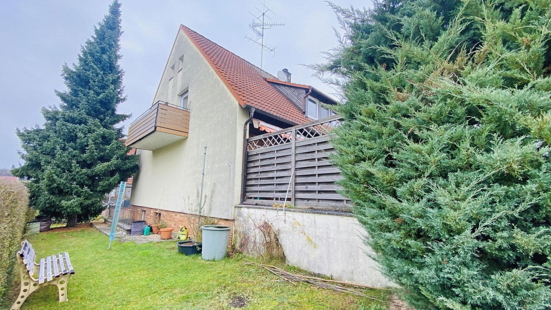 Predaj domu 164 m², pozemek 600 m², Veitsbronn, Bavorsko Predaj domu 164 m², pozemek 600 m², Veitsbronn, Bavorsko