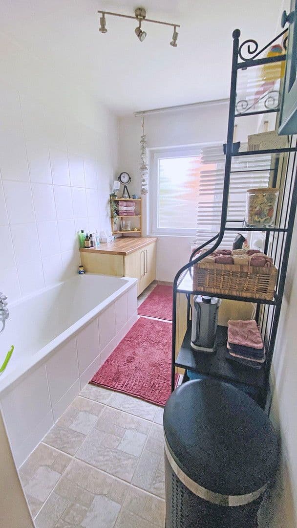 Predaj domu 164 m², pozemek 600 m², Veitsbronn, Bavorsko Predaj domu 164 m², pozemek 600 m², Veitsbronn, Bavorsko