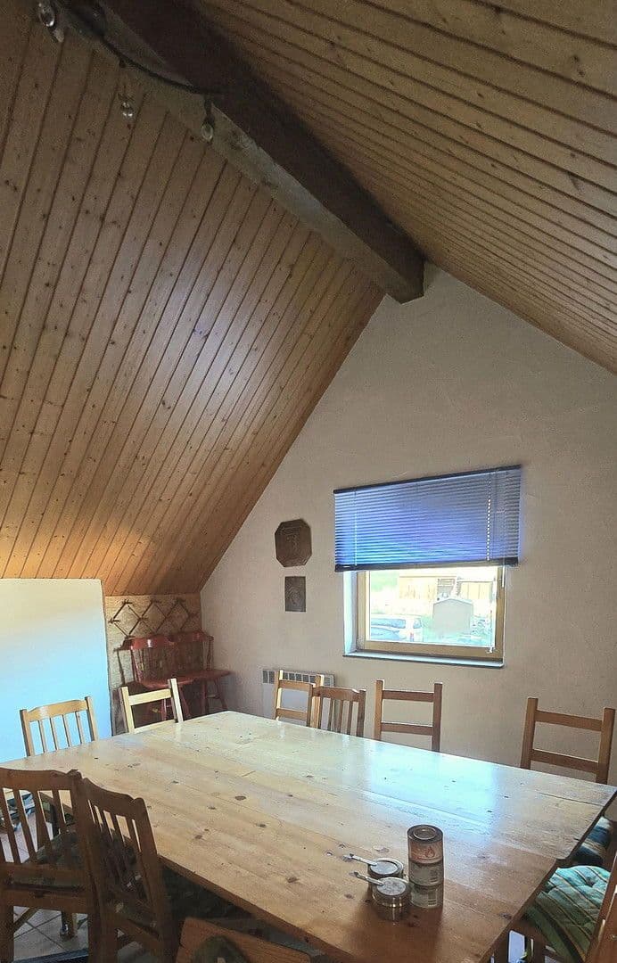 Predaj domu 300 m², pozemek 1.200 m², Breitenheim, Porýnie-Falcko Predaj domu 300 m², pozemek 1.200 m², Breitenheim, Porýnie-Falcko