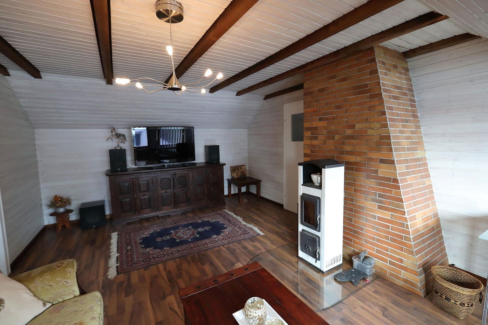 Predaj domu 159 m², pozemek 915 m², Elsternstieg 3, Burgdorf, Dolné Sasko Predaj domu 159 m², pozemek 915 m², Elsternstieg 3, Burgdorf, Dolné Sasko