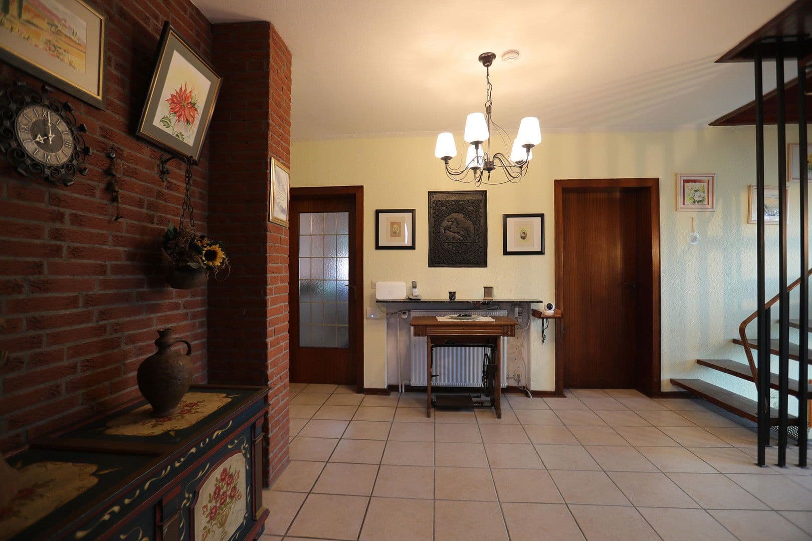 Predaj domu 159 m², pozemek 915 m², Elsternstieg 3, Burgdorf, Dolné Sasko Predaj domu 159 m², pozemek 915 m², Elsternstieg 3, Burgdorf, Dolné Sasko