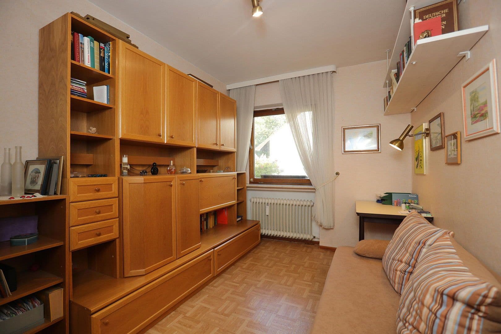 Predaj domu 159 m², pozemek 915 m², Elsternstieg 3, Burgdorf, Dolné Sasko Predaj domu 159 m², pozemek 915 m², Elsternstieg 3, Burgdorf, Dolné Sasko