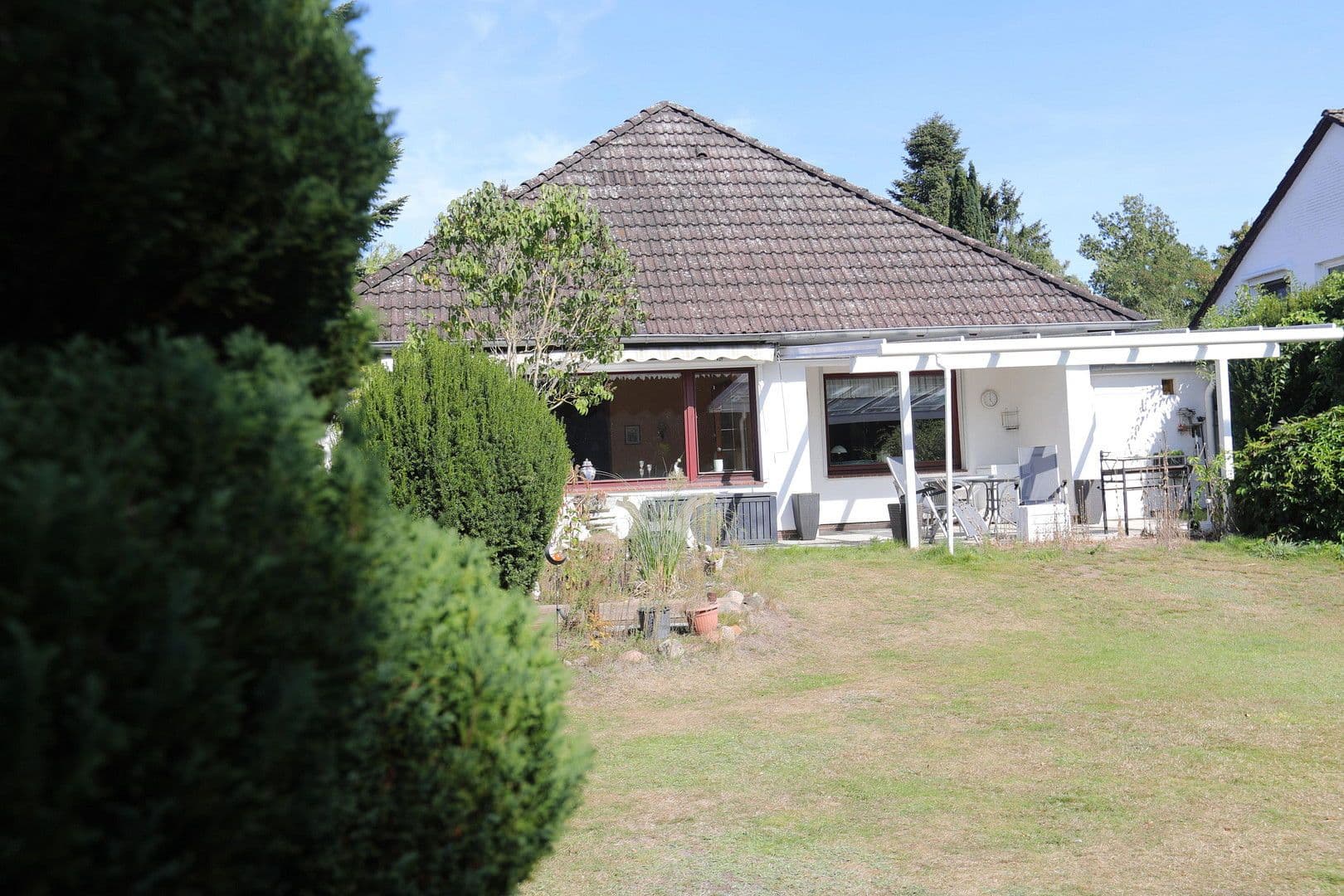 Predaj domu 159 m², pozemek 915 m², Elsternstieg 3, Burgdorf, Dolné Sasko Predaj domu 159 m², pozemek 915 m², Elsternstieg 3, Burgdorf, Dolné Sasko