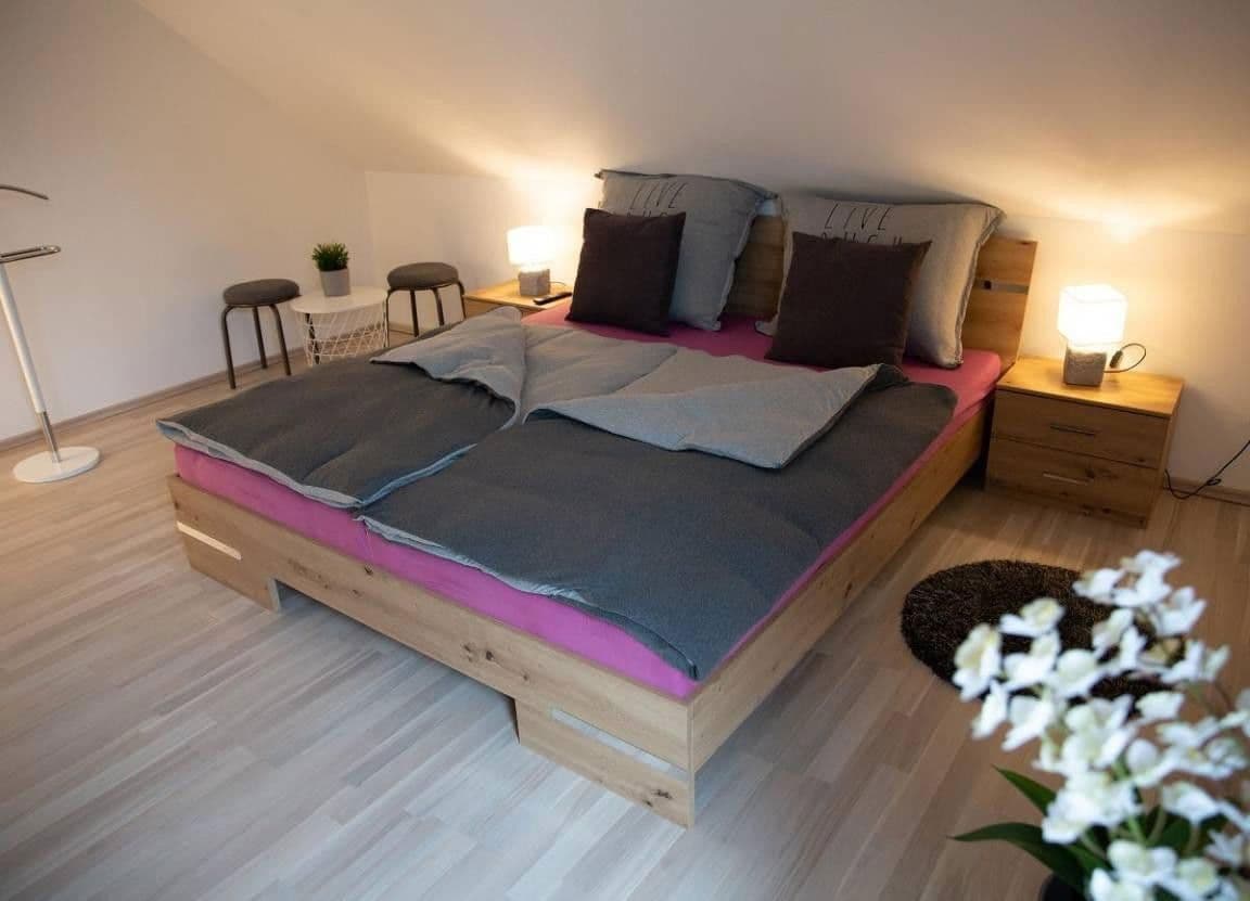 Predaj domu 180 m², pozemek 846 m², Kranewitweg 1, Freyung, Bavorsko Predaj domu 180 m², pozemek 846 m², Kranewitweg 1, Freyung, Bavorsko