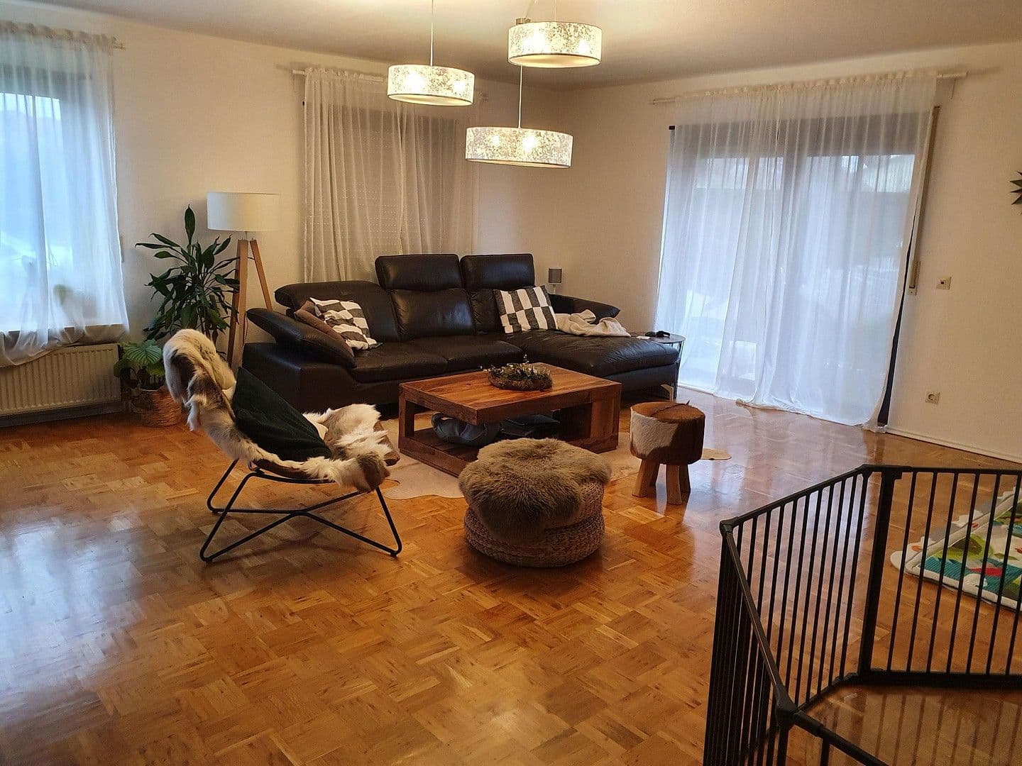 Prenájom domu 190 m², pozemek 530 m², St. Leon-Rot, Bádensko-Wurttembersko Prenájom domu 190 m², pozemek 530 m², St. Leon-Rot, Bádensko-Wurttembersko