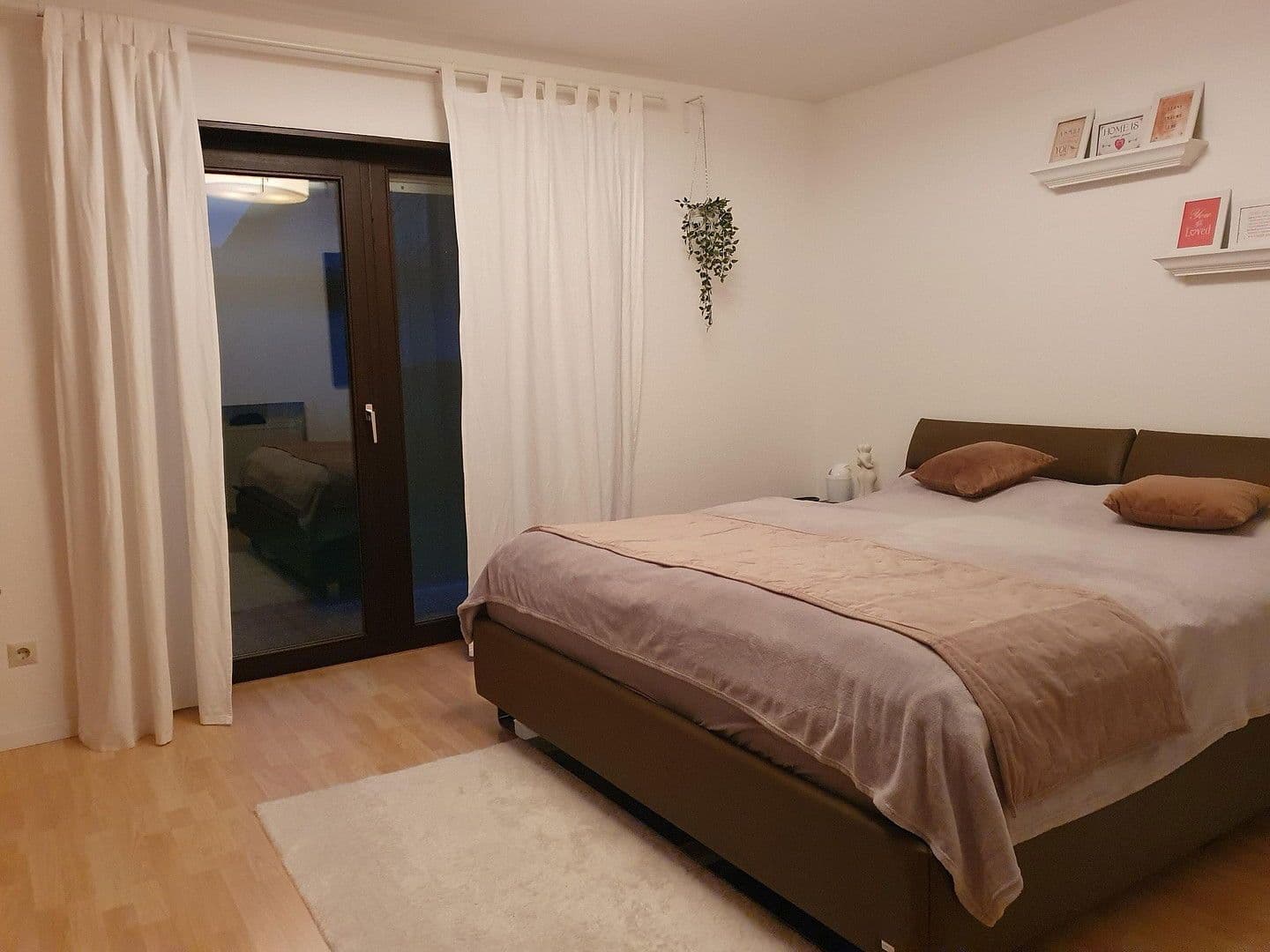 Prenájom domu 190 m², pozemek 530 m², St. Leon-Rot, Bádensko-Wurttembersko Prenájom domu 190 m², pozemek 530 m², St. Leon-Rot, Bádensko-Wurttembersko