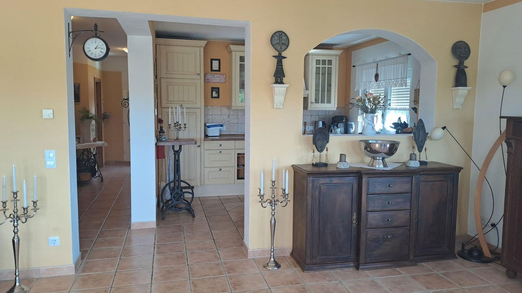 Predaj domu 211 m², pozemek 311 m², Freyburger Allee 16, Nierstein, Porýnie-Falcko Predaj domu 211 m², pozemek 311 m², Freyburger Allee 16, Nierstein, Porýnie-Falcko