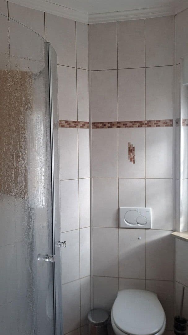 Predaj domu 211 m², pozemek 311 m², Freyburger Allee 16, Nierstein, Porýnie-Falcko Predaj domu 211 m², pozemek 311 m², Freyburger Allee 16, Nierstein, Porýnie-Falcko