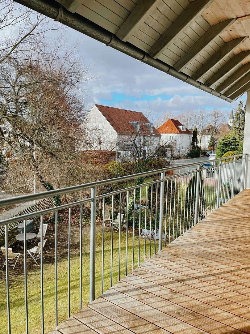 Prenájom bytu 3-izbový 94 m², Nürnberg, Bavorsko Prenájom bytu 3-izbový 94 m², Nürnberg, Bavorsko