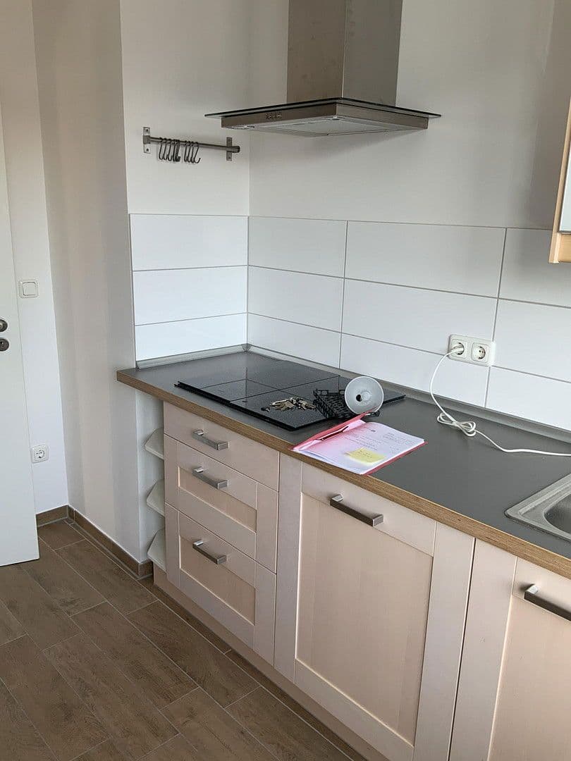 Prenájom bytu 3-izbový 94 m², Nürnberg, Bavorsko Prenájom bytu 3-izbový 94 m², Nürnberg, Bavorsko