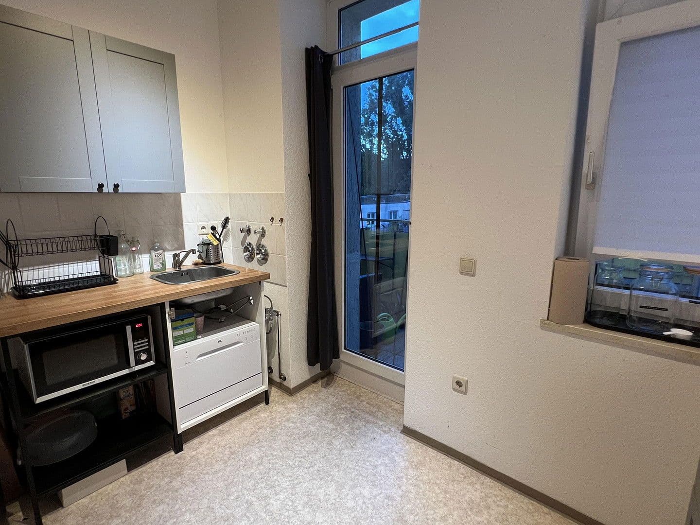 Prenájom bytu 3-izbový 87 m², Barbarossastraße 86, Chemnitz, Sasko Prenájom bytu 3-izbový 87 m², Barbarossastraße 86, Chemnitz, Sasko