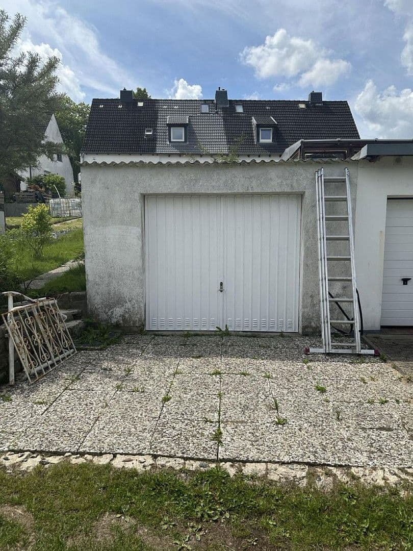 Predaj domu 77 m², pozemek 325 m², Vagel-Griep-Platz 5, Hamburg-Eißendorf, Hamburg Predaj domu 77 m², pozemek 325 m², Vagel-Griep-Platz 5, Hamburg-Eißendorf, Hamburg