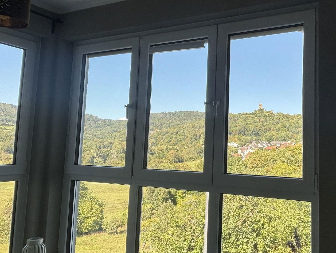 Predaj domu 211 m², pozemek 240 m², Königstein im Taunus, Hesensko Predaj domu 211 m², pozemek 240 m², Königstein im Taunus, Hesensko