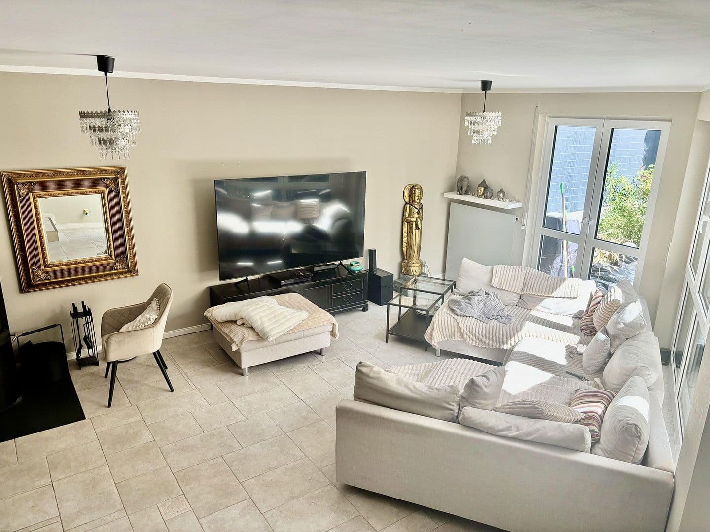 Predaj domu 211 m², pozemek 240 m², Königstein im Taunus, Hesensko Predaj domu 211 m², pozemek 240 m², Königstein im Taunus, Hesensko