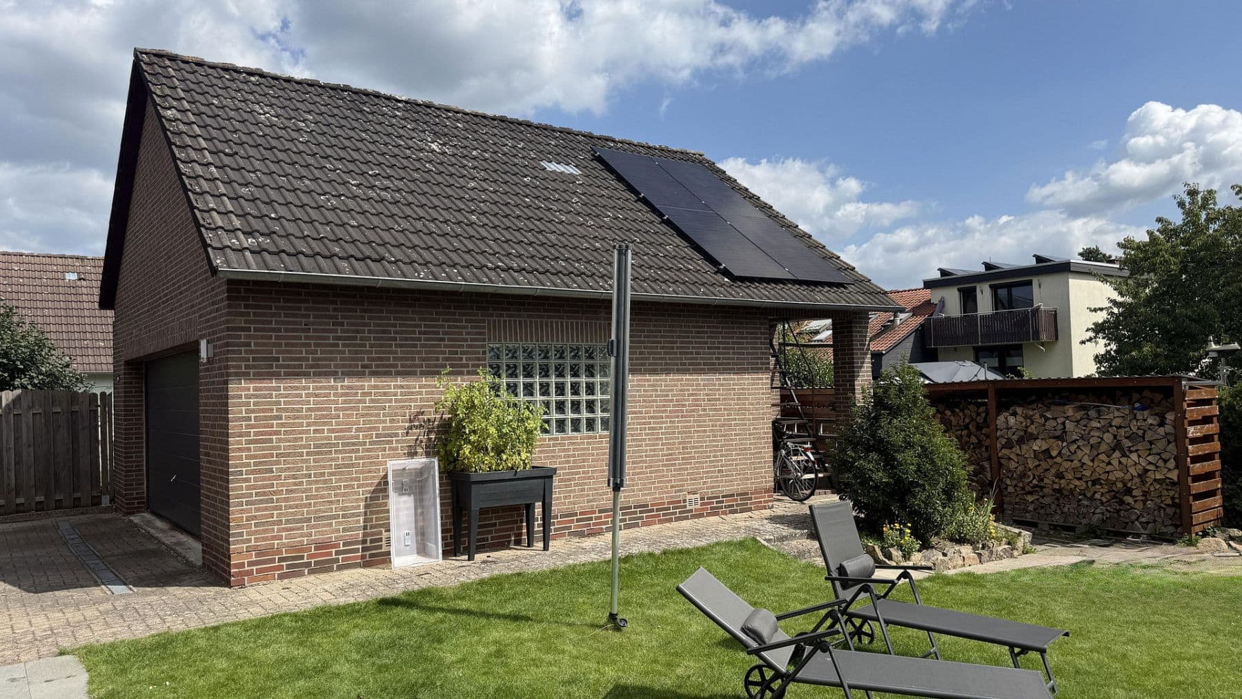 Predaj bytu 4-izbový 108 m², Lüdersfeld, Dolné Sasko Predaj bytu 4-izbový 108 m², Lüdersfeld, Dolné Sasko