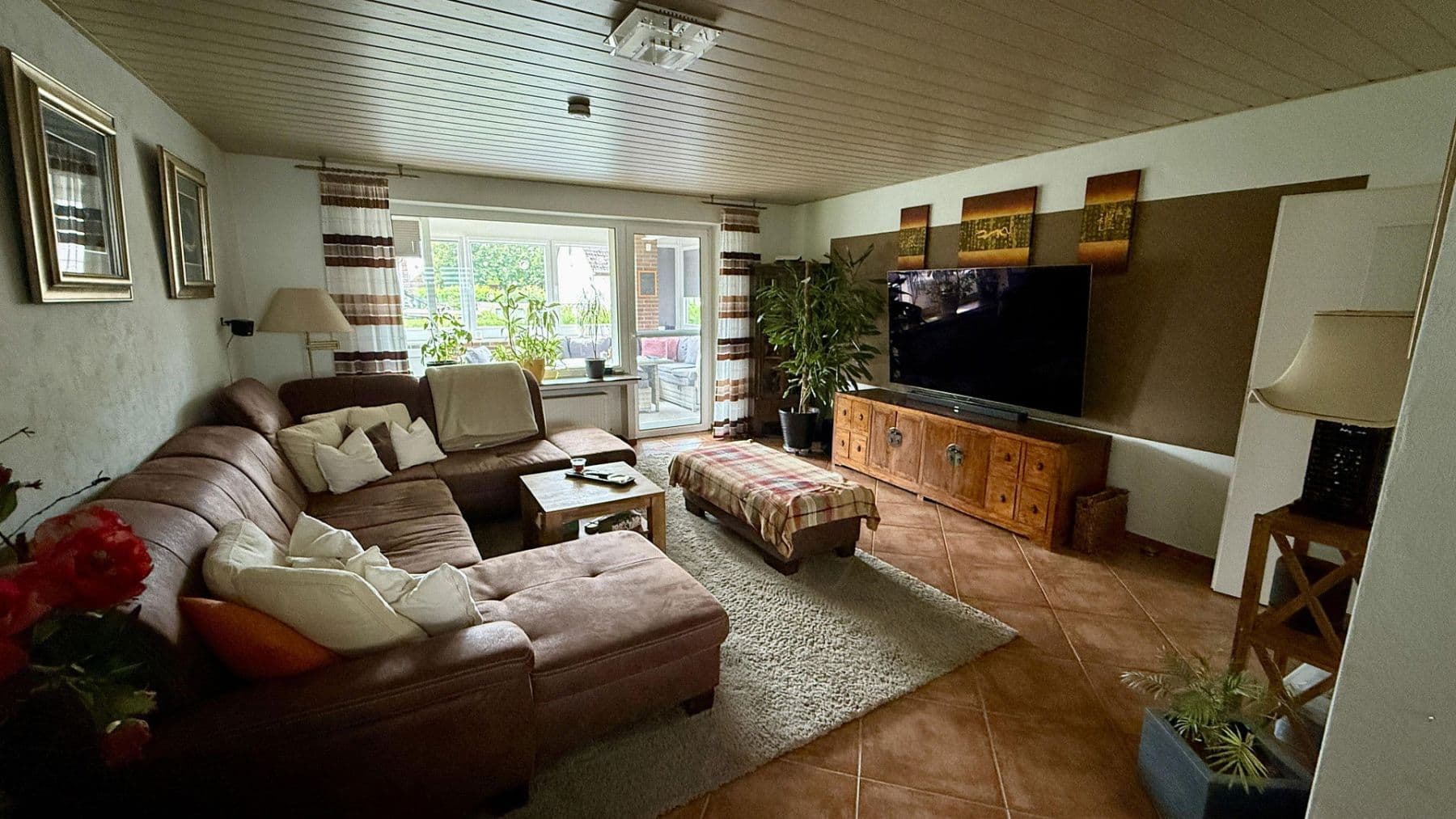 Predaj bytu 4-izbový 108 m², Lüdersfeld, Dolné Sasko Predaj bytu 4-izbový 108 m², Lüdersfeld, Dolné Sasko