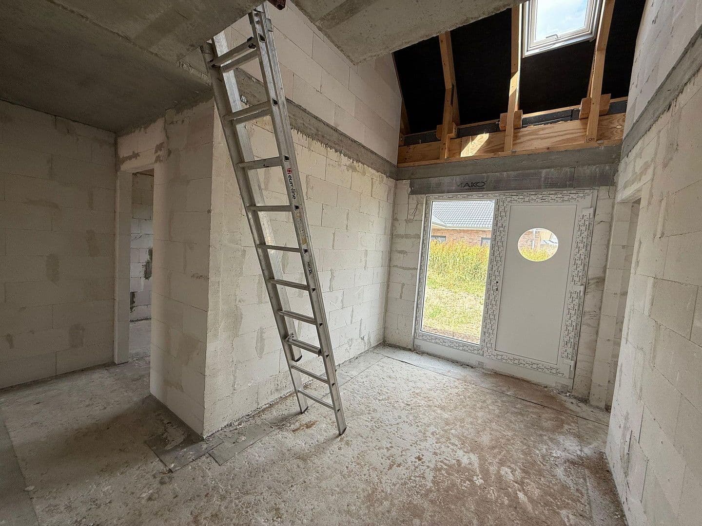 Predaj domu 141 m², pozemek 270 m², Ascheberg, Šlezvicko-Holštajnsko Predaj domu 141 m², pozemek 270 m², Ascheberg, Šlezvicko-Holštajnsko