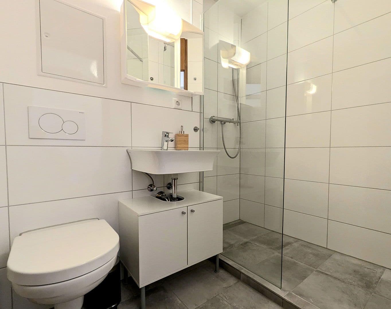 Prenájom bytu 2-izbový 50 m², Heidelberg, Bádensko-Wurttembersko Prenájom bytu 2-izbový 50 m², Heidelberg, Bádensko-Wurttembersko