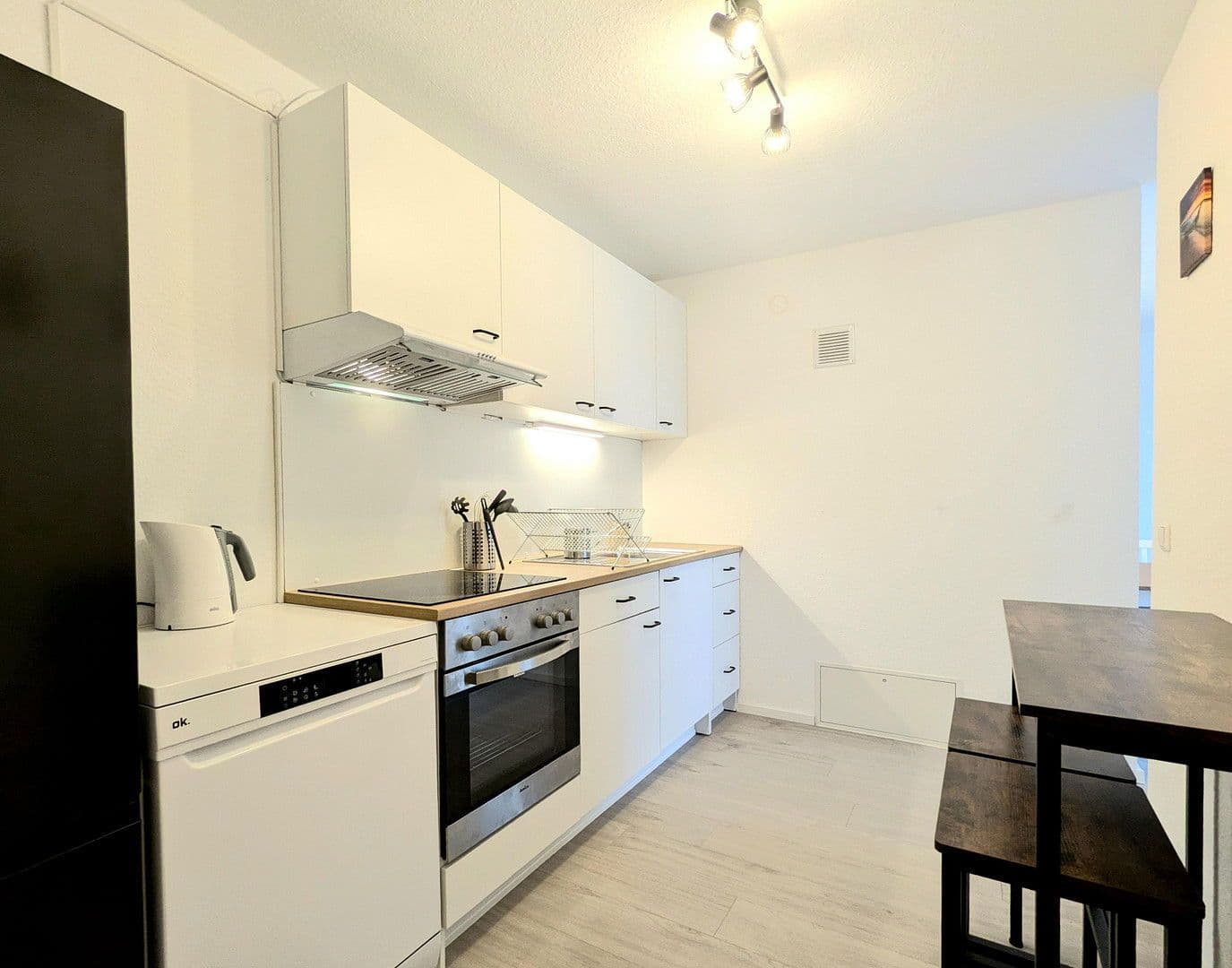 Prenájom bytu 2-izbový 50 m², Heidelberg, Bádensko-Wurttembersko Prenájom bytu 2-izbový 50 m², Heidelberg, Bádensko-Wurttembersko