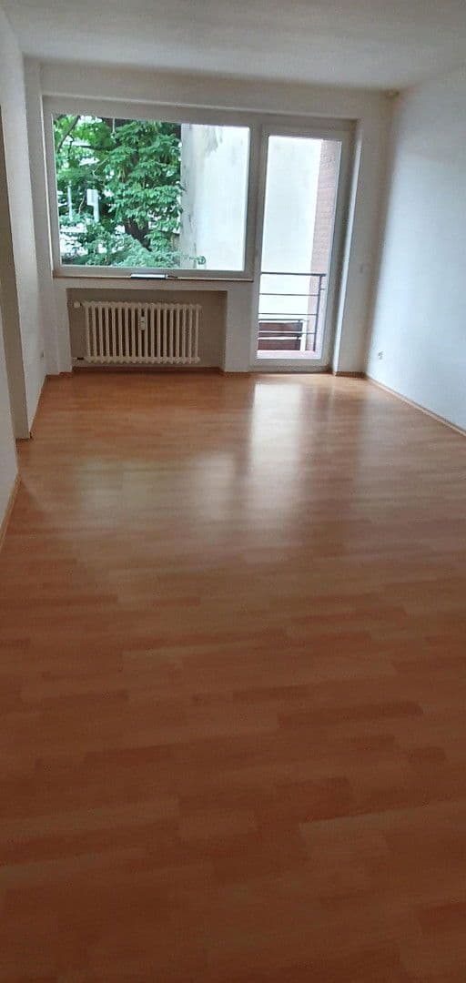 Prenájom bytu 2-izbový 63 m², Rheinstr. 16, Krefeld, Severné Porýnie - Westfálsko Prenájom bytu 2-izbový 63 m², Rheinstr. 16, Krefeld, Severné Porýnie - Westfálsko