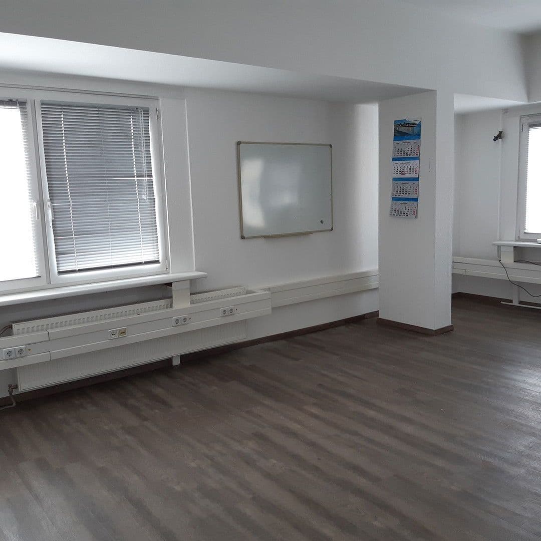 Prenájom kancelárie 143 m², Herzbergstraße 87-99, Berlin, Berlín Prenájom kancelárie 143 m², Herzbergstraße 87-99, Berlin, Berlín