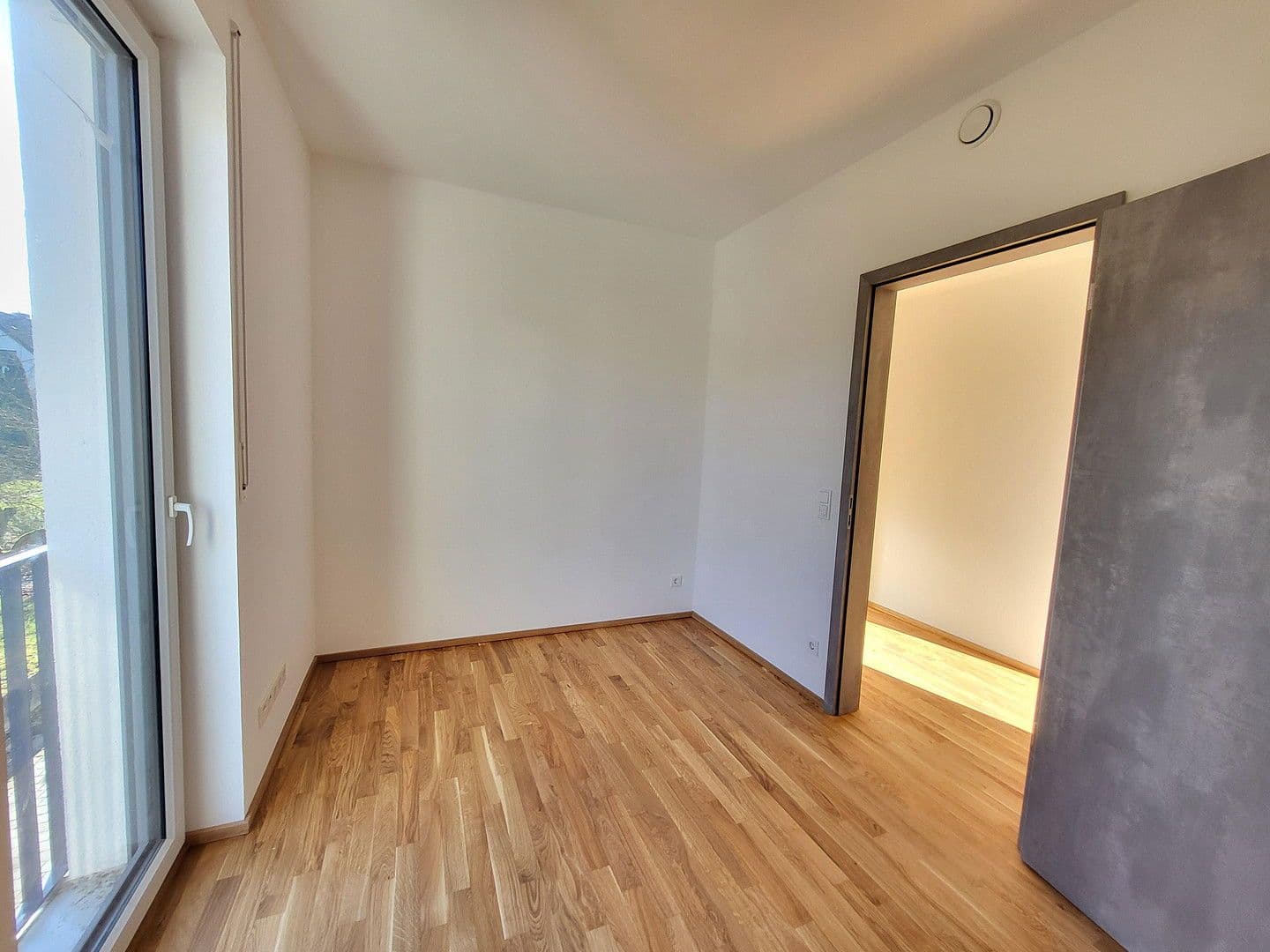 Prenájom bytu 4-izbový 136 m², Kehrstraße 8b, Göttingen, Dolné Sasko Prenájom bytu 4-izbový 136 m², Kehrstraße 8b, Göttingen, Dolné Sasko
