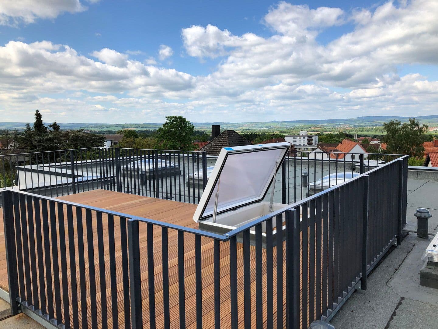 Prenájom bytu 4-izbový 136 m², Kehrstraße 8b, Göttingen, Dolné Sasko Prenájom bytu 4-izbový 136 m², Kehrstraße 8b, Göttingen, Dolné Sasko