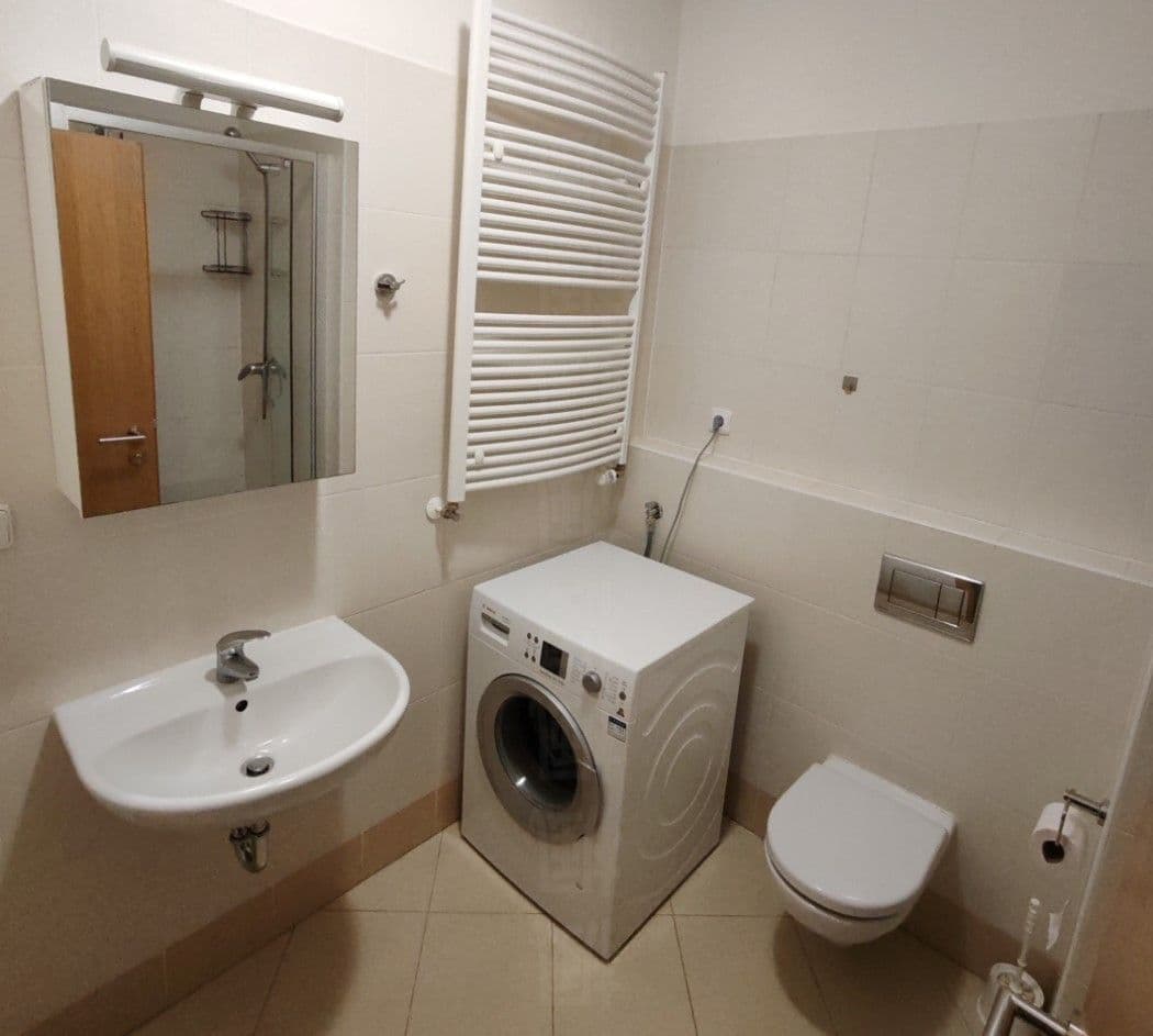 Predaj bytu 1-izbový 29 m², Hornoměcholupská, Praha, Praha Predaj bytu 1-izbový 29 m², Hornoměcholupská, Praha, Praha