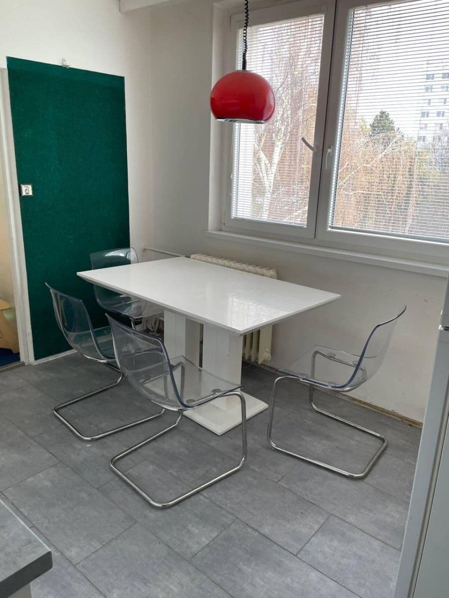 Prenájom bytu 3-izbový 76 m², Herčíkova, Brno, Jihomoravský kraj Prenájom bytu 3-izbový 76 m², Herčíkova, Brno, Jihomoravský kraj