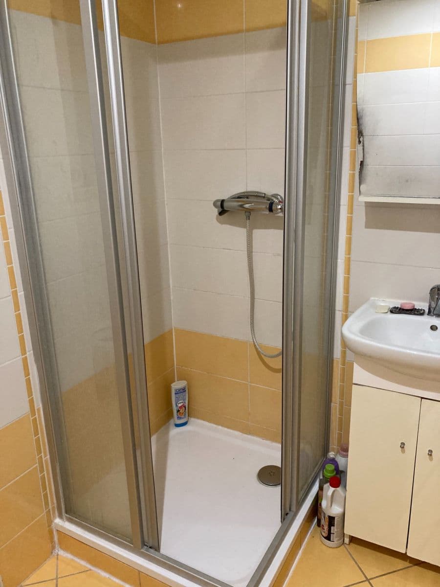 Prenájom bytu 2-izbový 47 m², třída Edvarda Beneše, Hradec Králové, Královéhradecký kraj Prenájom bytu 2-izbový 47 m², třída Edvarda Beneše, Hradec Králové, Královéhradecký kraj