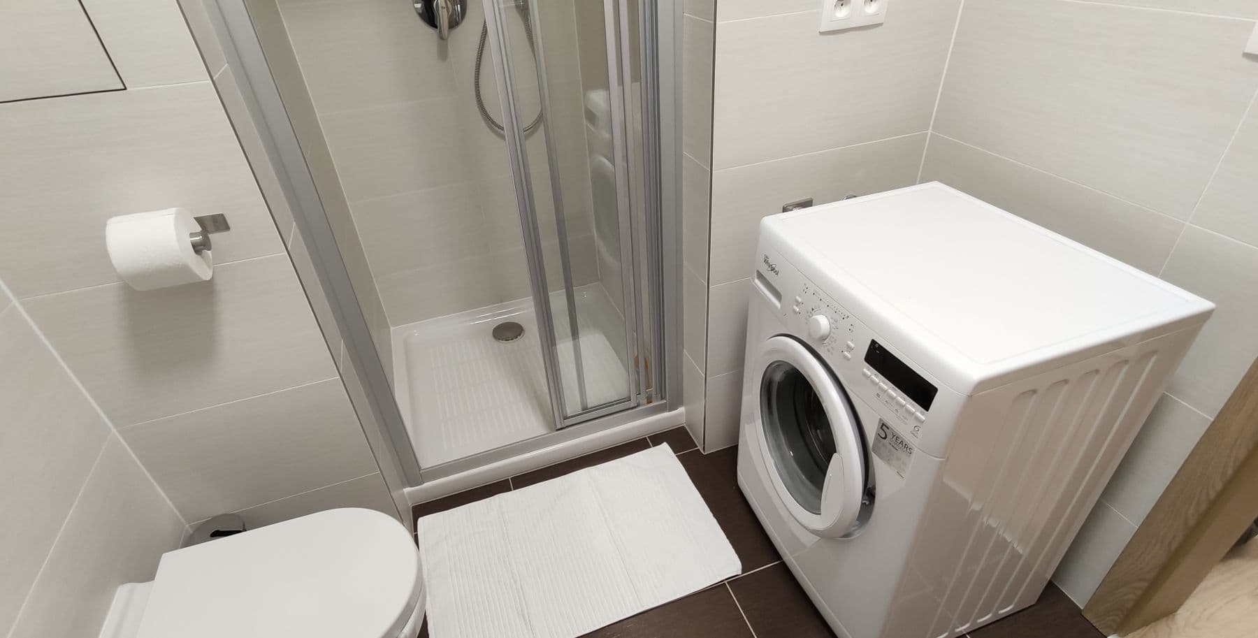 Prenájom bytu 35 m², Nad úžlabinou, Praha, Praha Prenájom bytu 35 m², Nad úžlabinou, Praha, Praha