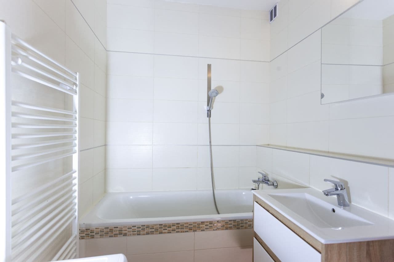 Predaj bytu 2-izbový 56 m², Na Celné, Praha, Praha Predaj bytu 2-izbový 56 m², Na Celné, Praha, Praha