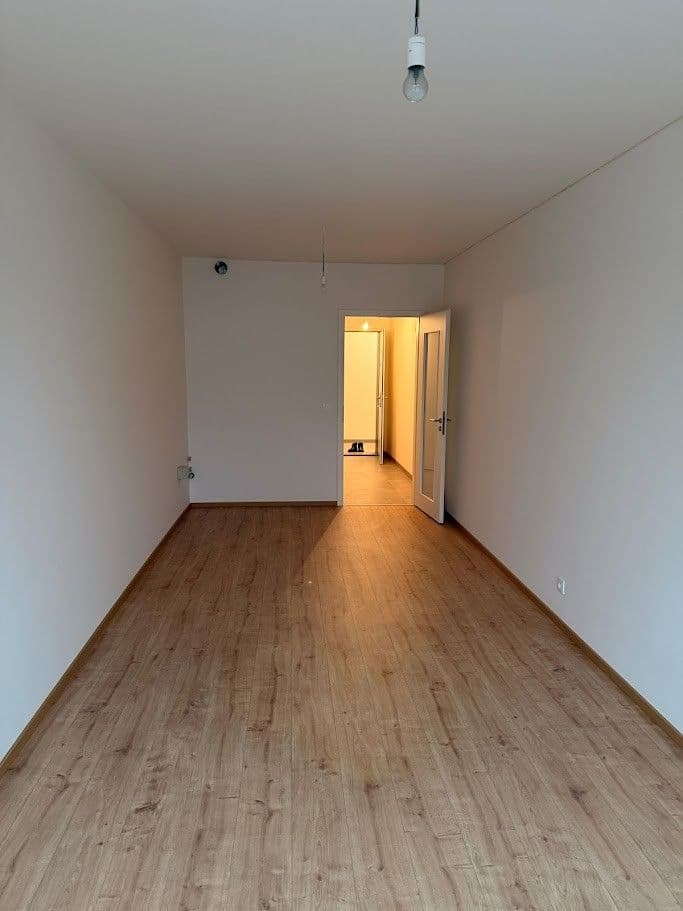 Prenájom bytu 1-izbový 30 m², Českobrodská, Praha, Praha Prenájom bytu 1-izbový 30 m², Českobrodská, Praha, Praha