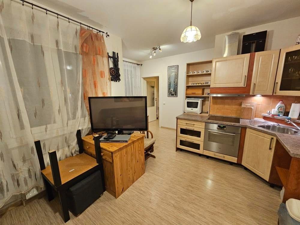 Prenájom bytu 2-izbový 37 m², V Honech, Klecany, Středočeský kraj Prenájom bytu 2-izbový 37 m², V Honech, Klecany, Středočeský kraj