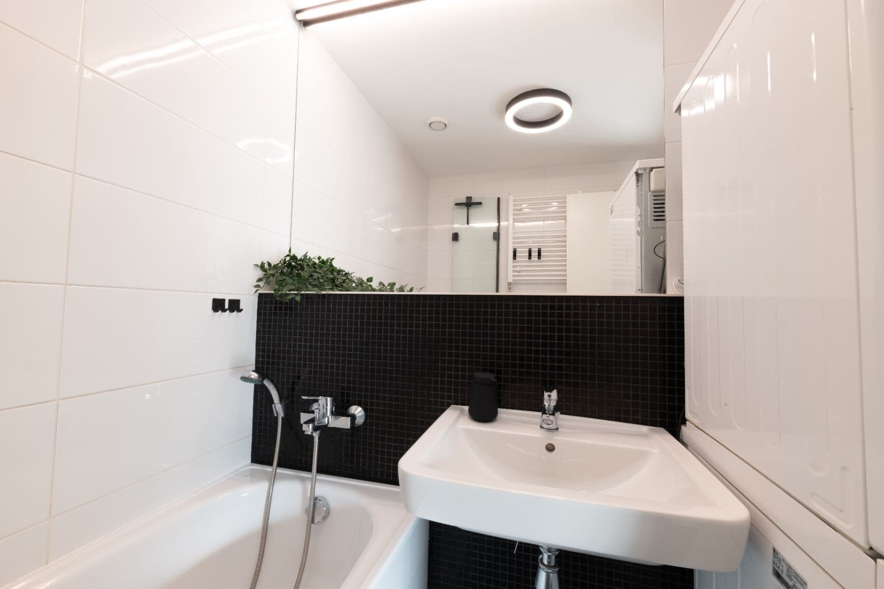 Predaj bytu 3-izbový 85 m², Novovysočanská, Praha, Praha Predaj bytu 3-izbový 85 m², Novovysočanská, Praha, Praha