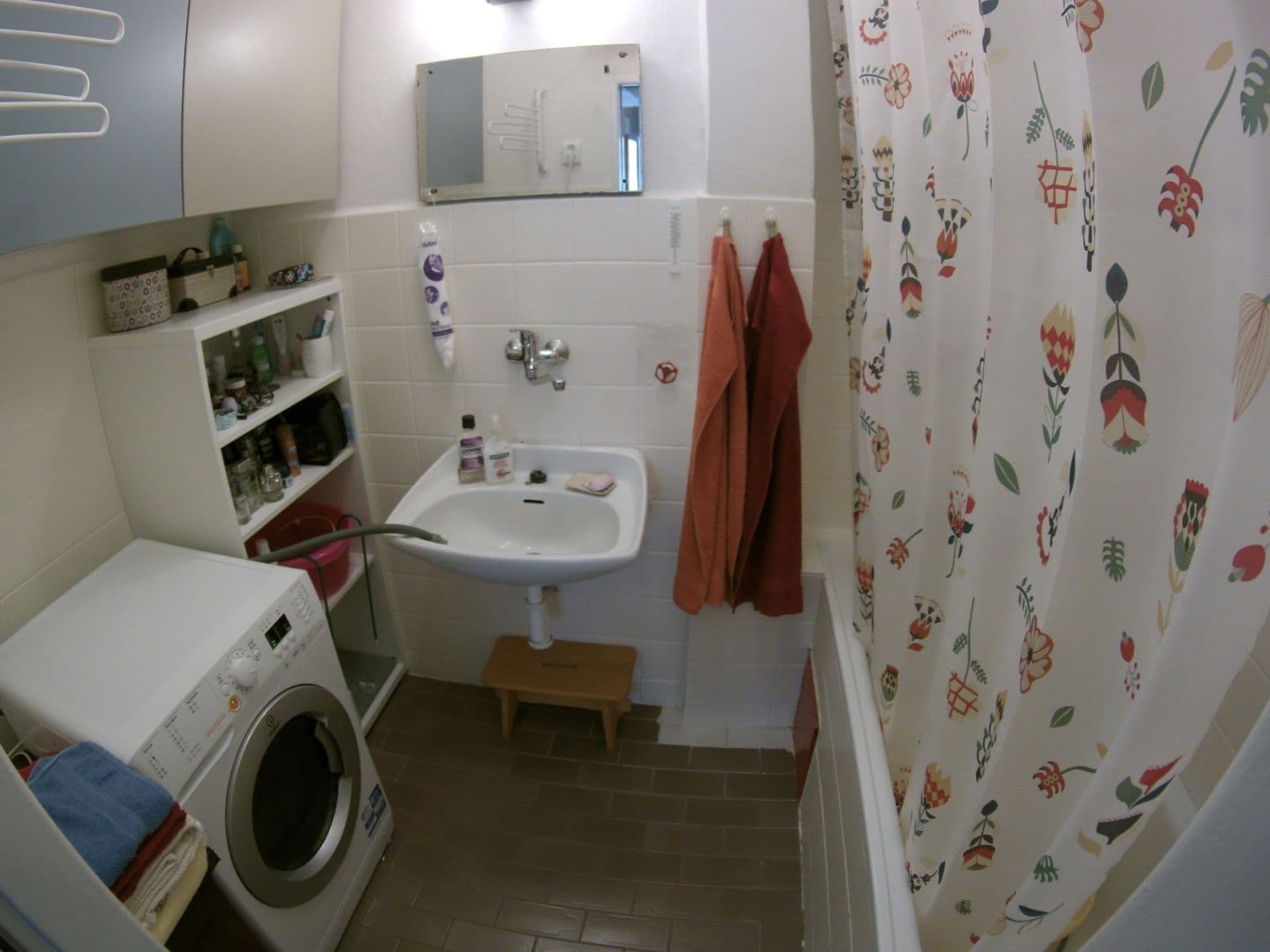 Prenájom bytu 1-izbový 42 m², Jugoslávských partyzánů, Praha, Praha Prenájom bytu 1-izbový 42 m², Jugoslávských partyzánů, Praha, Praha