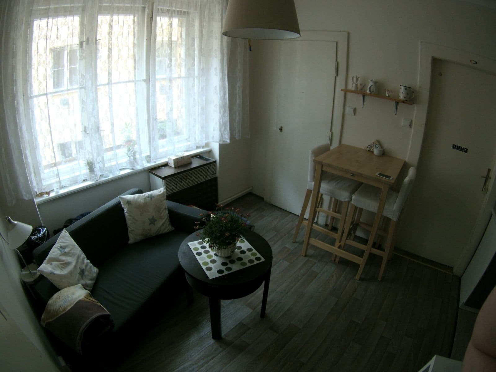 Prenájom bytu 1-izbový 42 m², Jugoslávských partyzánů, Praha, Praha Prenájom bytu 1-izbový 42 m², Jugoslávských partyzánů, Praha, Praha