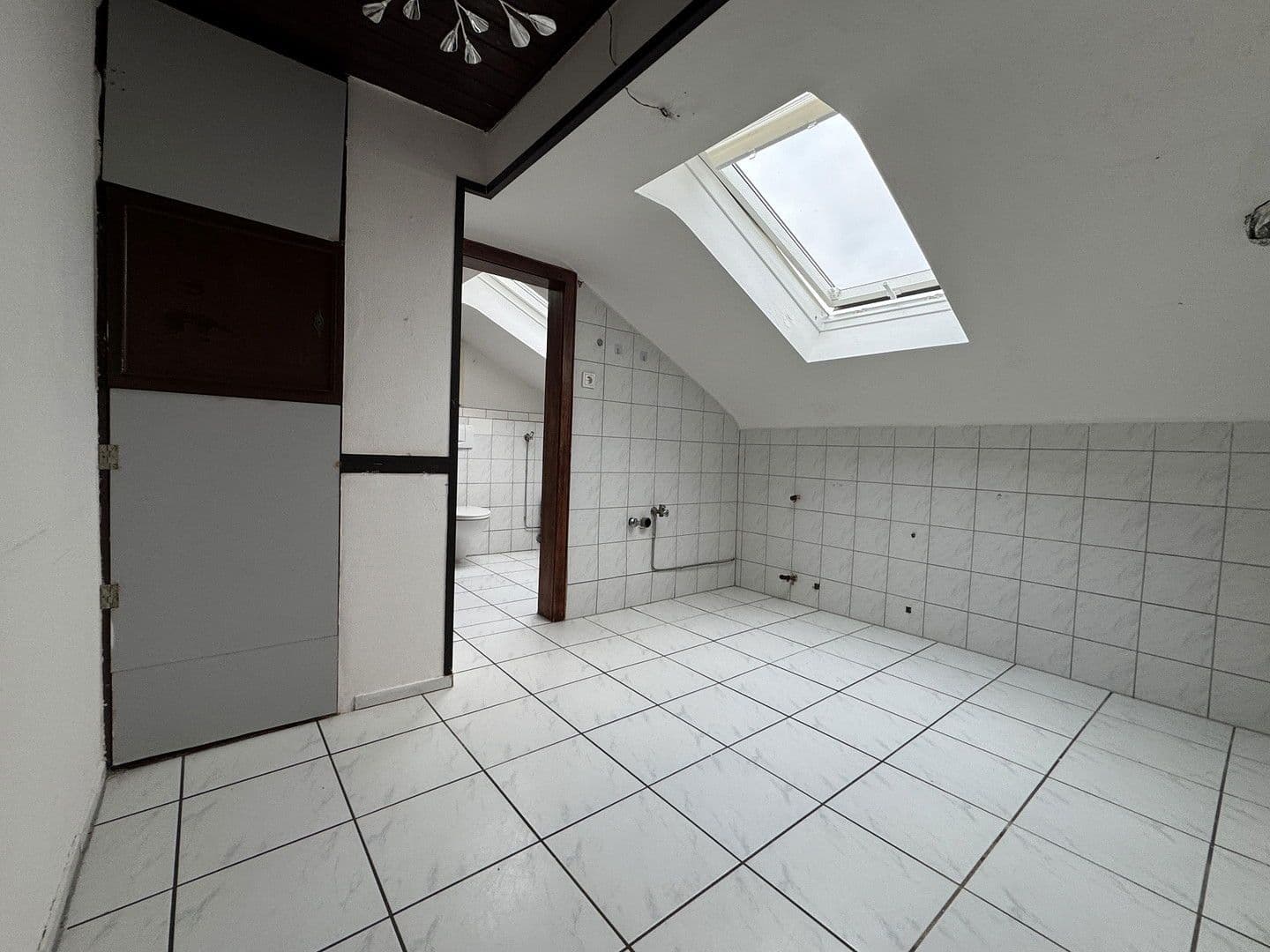 Prenájom bytu 4-izbový 78 m², Strassen 69-71, Bergisch Gladbach, Severné Porýnie - Westfálsko Prenájom bytu 4-izbový 78 m², Strassen 69-71, Bergisch Gladbach, Severné Porýnie - Westfálsko