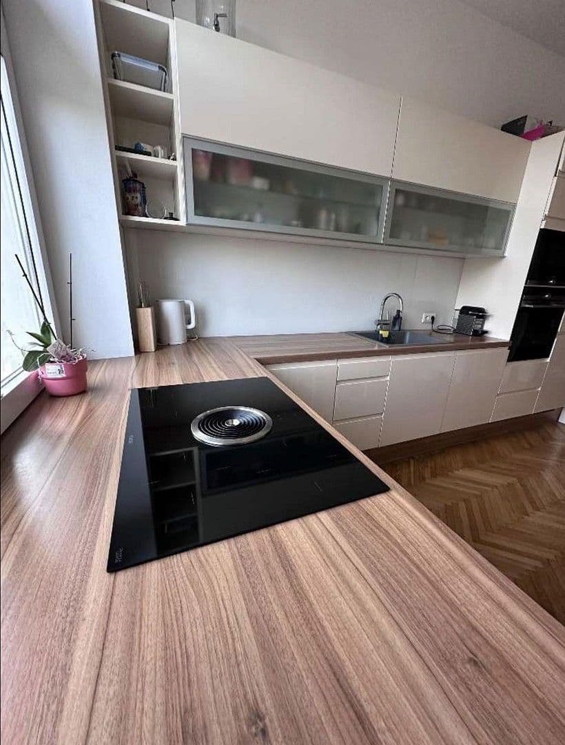 Predaj bytu 3-izbový 90 m², Bahnstr. 3b, Mannersdorf an der March, Dolné Rakúsko Predaj bytu 3-izbový 90 m², Bahnstr. 3b, Mannersdorf an der March, Dolné Rakúsko