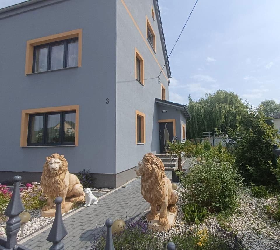 Predaj domu 225 m², pozemek 460 m², St. Egidien, Sasko Predaj domu 225 m², pozemek 460 m², St. Egidien, Sasko