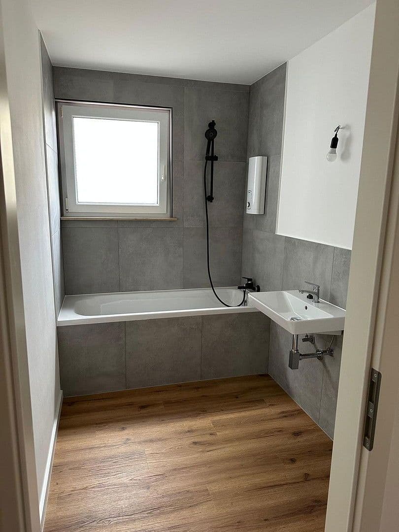 Predaj bytu 3-izbový 89 m², Laichingen, Bádensko-Wurttembersko Predaj bytu 3-izbový 89 m², Laichingen, Bádensko-Wurttembersko