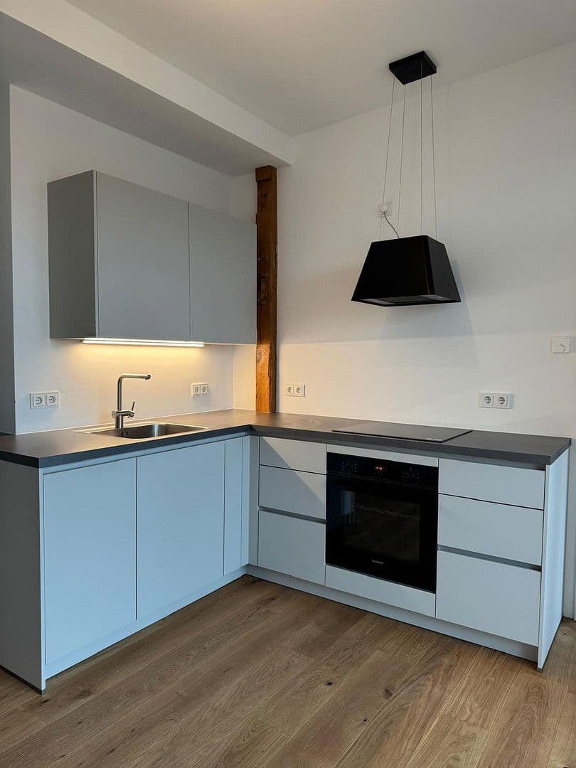 Predaj bytu 2-izbový 67 m², Walderseestraße, Berlin, Berlín Predaj bytu 2-izbový 67 m², Walderseestraße, Berlin, Berlín