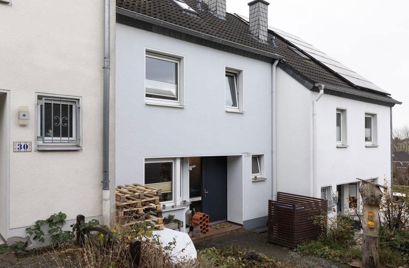 Predaj domu 118 m², pozemek 240 m², Wuppertal, Severné Porýnie - Westfálsko Predaj domu 118 m², pozemek 240 m², Wuppertal, Severné Porýnie - Westfálsko