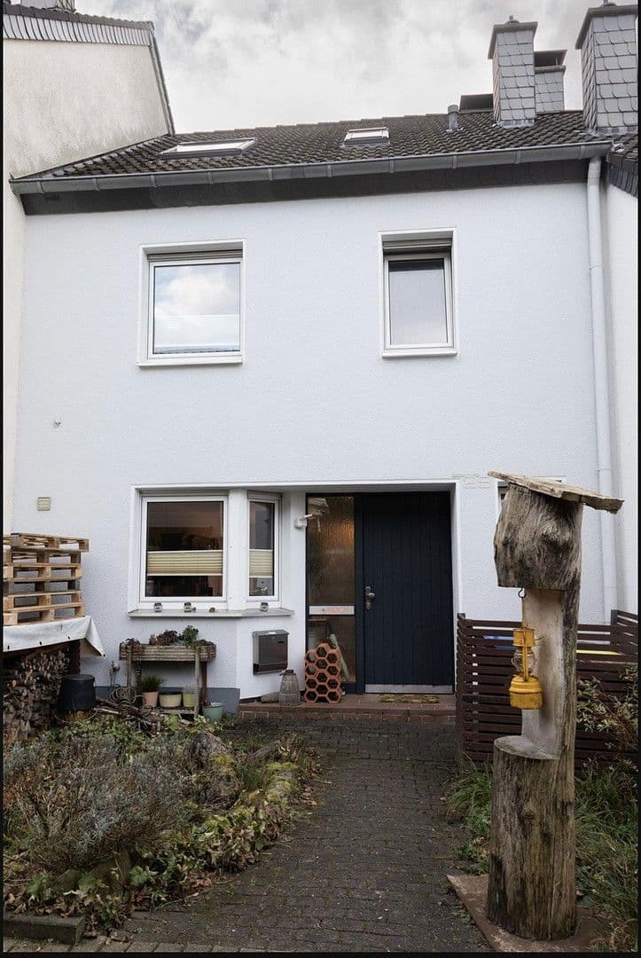 Predaj domu 118 m², pozemek 240 m², Wuppertal, Severné Porýnie - Westfálsko Predaj domu 118 m², pozemek 240 m², Wuppertal, Severné Porýnie - Westfálsko