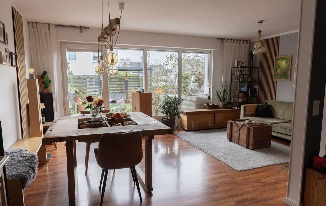 Predaj domu 118 m², pozemek 240 m², Wuppertal, Severné Porýnie - Westfálsko Predaj domu 118 m², pozemek 240 m², Wuppertal, Severné Porýnie - Westfálsko